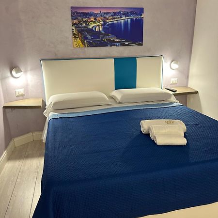 Chiaia Roof Bed & Breakfast Наполи Екстериор снимка