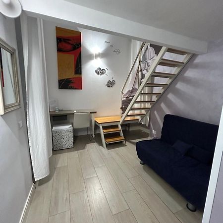 Chiaia Roof Bed & Breakfast Наполи Екстериор снимка